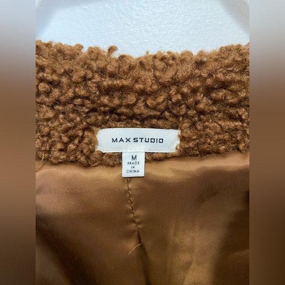 Teddy Jacket - Picture 2 of 2